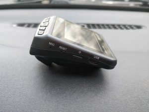 Azdome DAB211 dash cam side profile