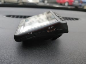 Azdome DAB211 dash cam side profile