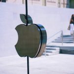 Backwards Apple logo