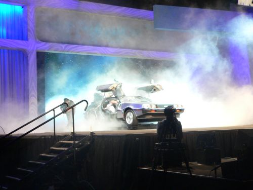 A successful re-entry into the present for Bob Muglia and Co., where humanity is saved! A successful re-entry into the present for Bob Muglia and Co., where humanity is saved!