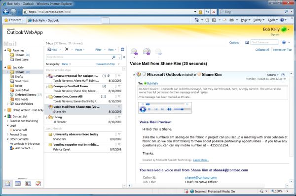 Microsoft Outlook Web App previews the textual contents of a voice mail.  [Courtesy Microsoft Corp.]